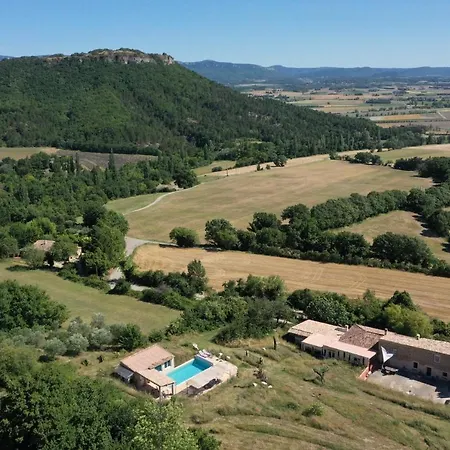 Tempepailla 住宿加早餐酒店 Roynac